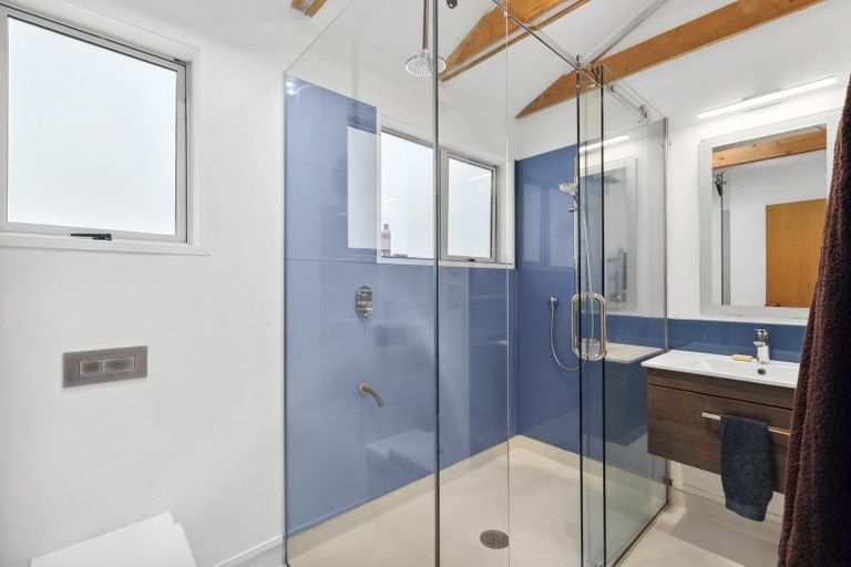 Photo of property in 10a Larch Place, Wanaka, 9305