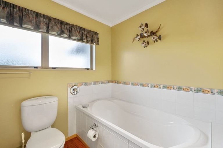 Photo of property in 14 Tawiri Place, Kuratau, Turangi, 3381