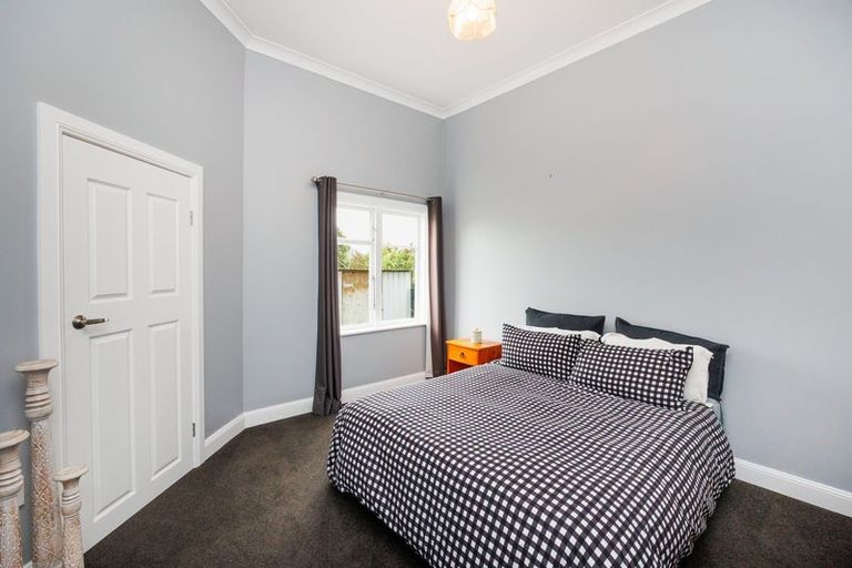 Photo of property in 6 A'court Street, Sanson, 4817