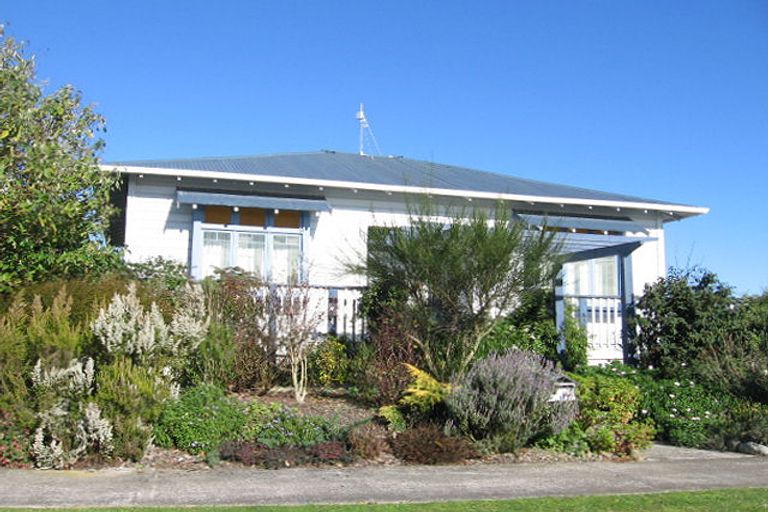 Photo of property in 21 Leander Place, Milson, Palmerston North, 4414