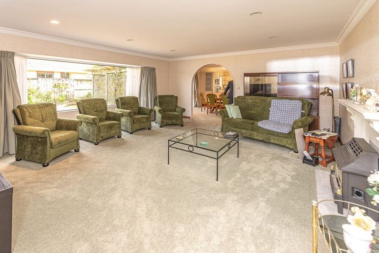 Photo of property in 10 Saint Helens Place, Tawhero, Whanganui, 4501