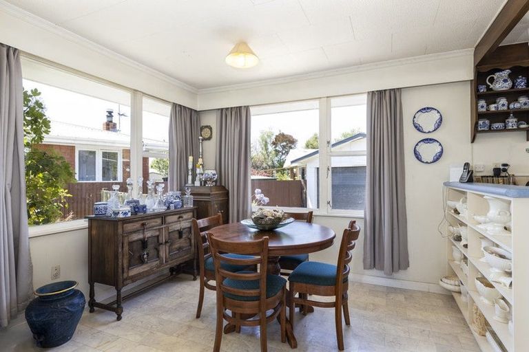 Photo of property in 11 Washington Crescent, Redwoodtown, Blenheim, 7201