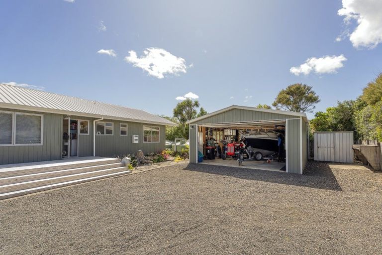 Photo of property in 5 Kawhero Drive, Kuaotunu, Whitianga, 3592
