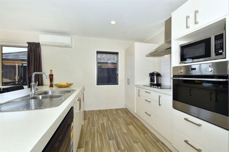 Photo of property in 41 Maclaren Road, Wigram, Christchurch, 8042