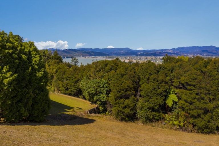 Photo of property in 14 Rabbit Way, Whitianga, 3510