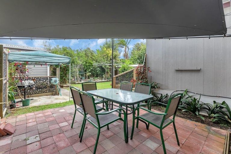 Photo of property in 282 One Tree Point Road, One Tree Point, 0118