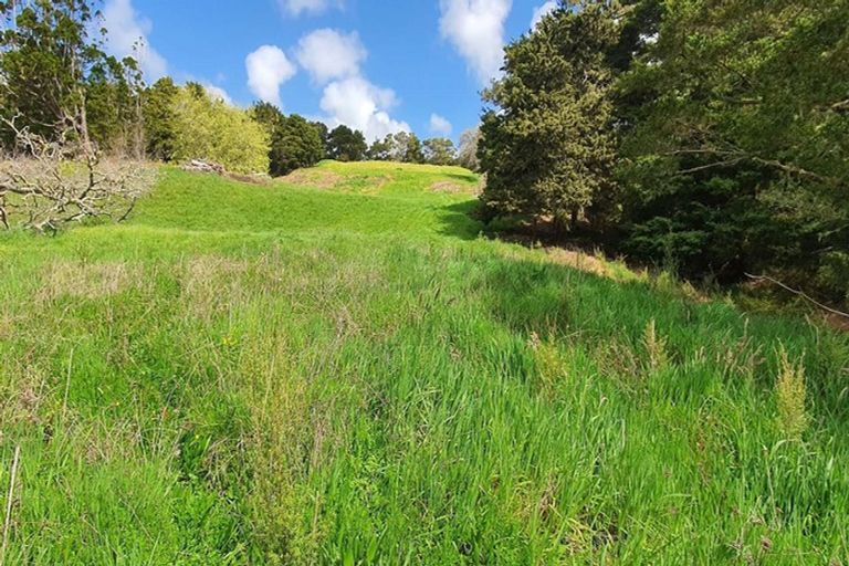 Photo of property in 581 Valley Road, Kaiwaka, 0573