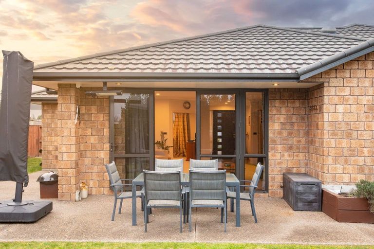 Photo of property in 18 Connor Court, Huntington, Hamilton, 3210