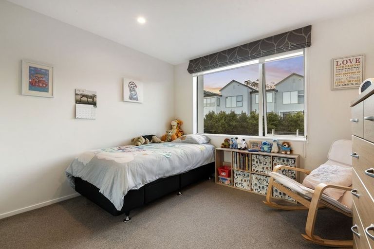 Photo of property in 15 Sunview Street, Silverdale, 0932