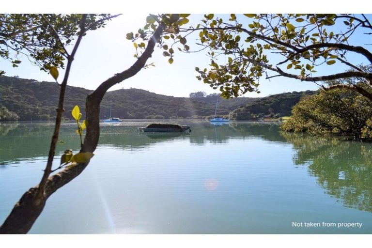Photo of property in 15 Quinces Landing, Kerikeri, 0293