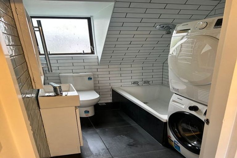 Photo of property in Hiropi St Village, 5/46 Hiropi Street, Newtown, Wellington, 6021