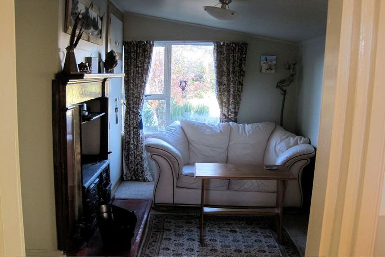 Photo of property in 138 Talbot Street, Geraldine, 7930