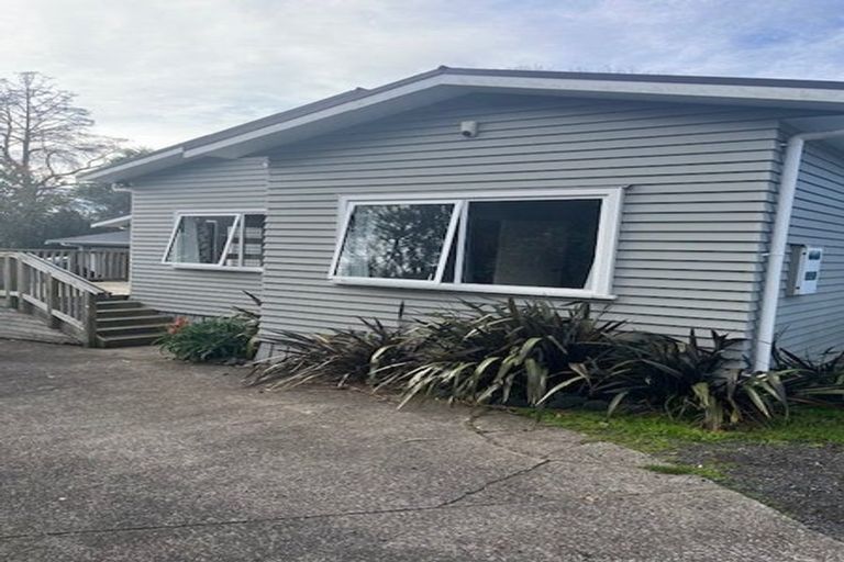 Photo of property in 13 Chibnall Place, Conifer Grove, Takanini, 2112