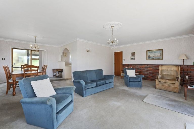 Photo of property in 68 Weatherly Road, Torbay, Auckland, 0630