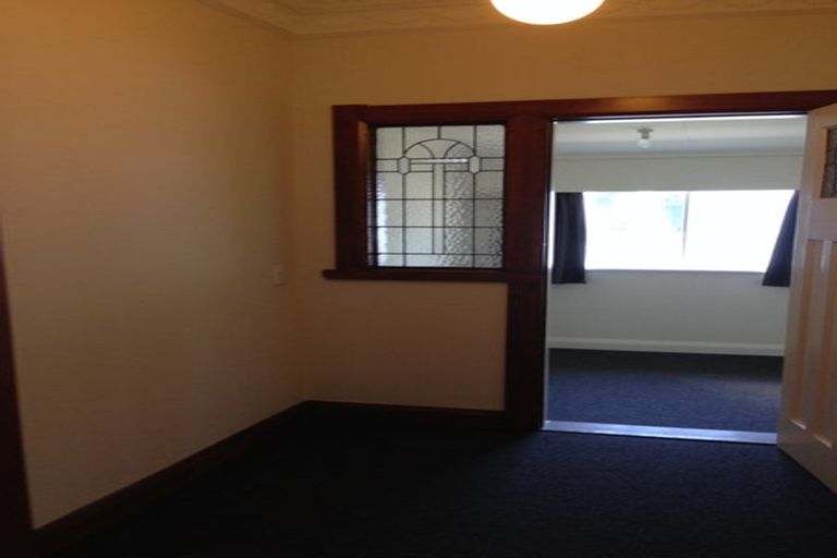 Photo of property in 38 Miro Street, Takaro, Palmerston North, 4410