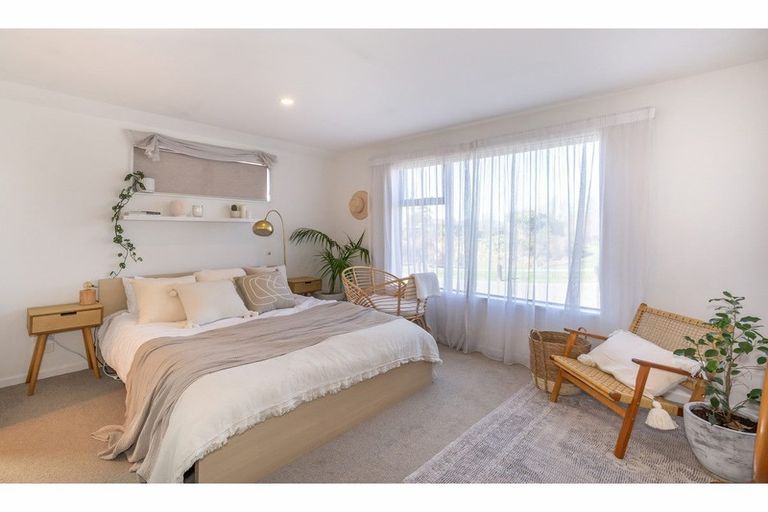 Photo of property in 16 Torbeg Lane, Broomfield, Christchurch, 8042