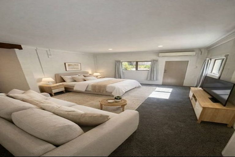 Photo of property in 16 Island View Terrace, Waikanae Beach, Waikanae, 5036