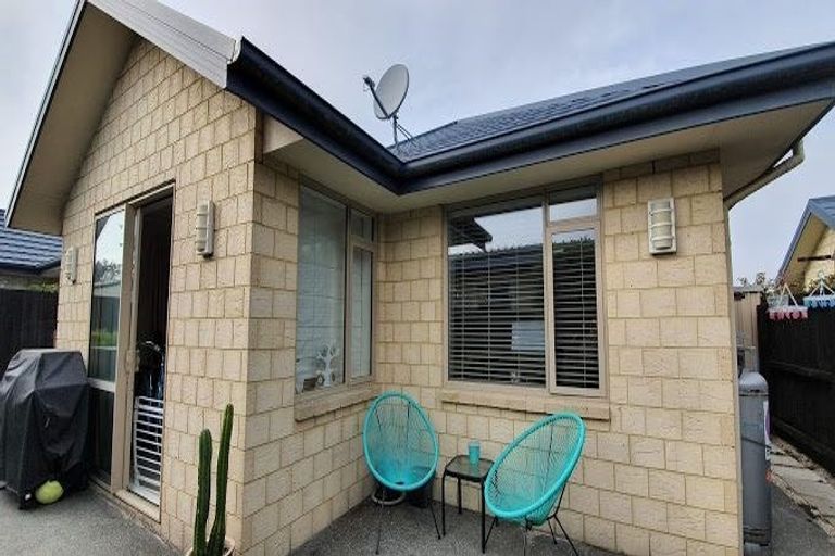 Photo of property in 1b Staffordshire Street, Burwood, Christchurch, 8083