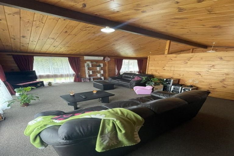 Photo of property in 89 Kaimanawa Street, Kelvin Grove, Palmerston North, 4414