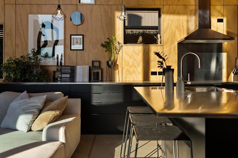 Photo of property in 14 Caithness Court, Jacks Point, Queenstown, 9371