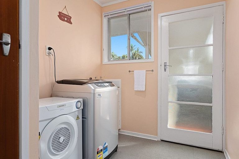 Photo of property in 15 Mokorua Grove, Whakatane, 3120