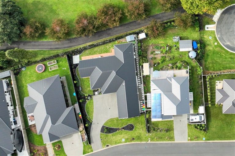 Photo of property in 10 Serenity Drive, Omokoroa, 3114