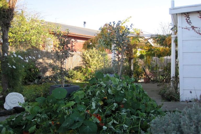 Photo of property in 138 Talbot Street, Geraldine, 7930