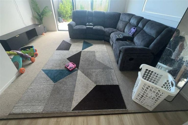 Photo of property in 9 Pipi Place, Levin, 5510