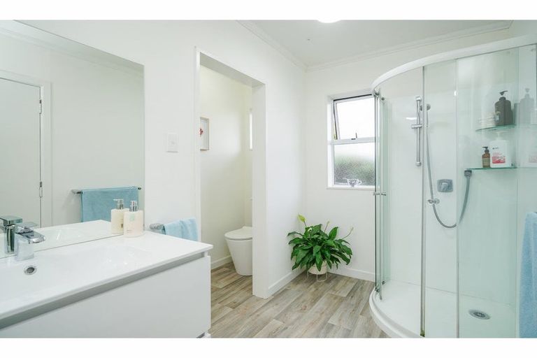 Photo of property in 66 Prospect Terrace, Newfield, Invercargill, 9812