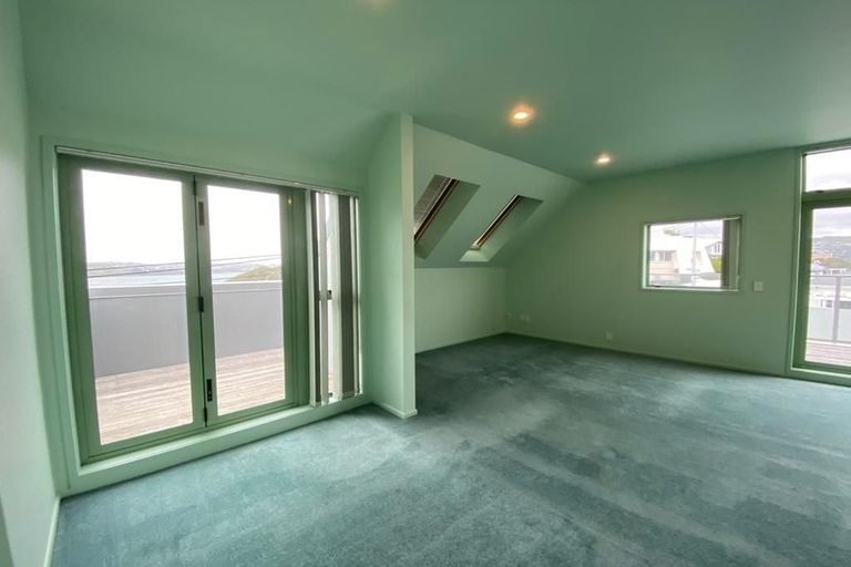 Photo of property in 21c Maida Vale Road, Roseneath, Wellington, 6011