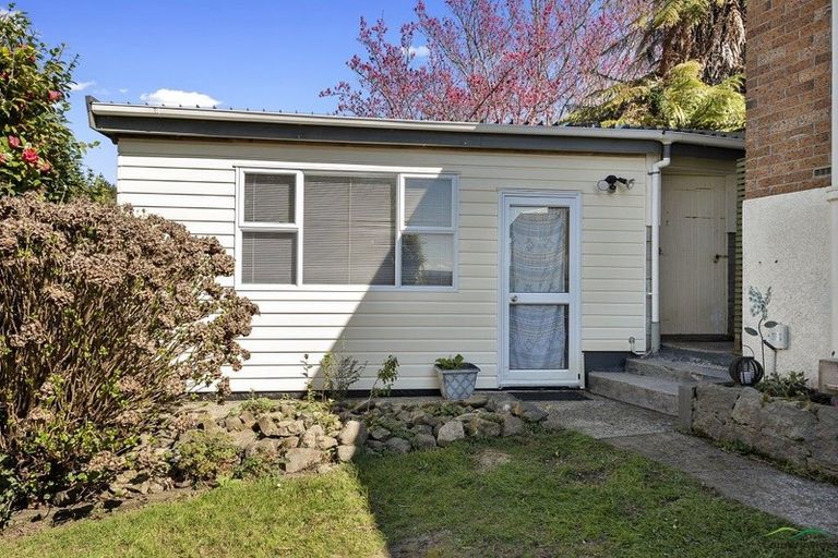 Photo of property in 2 Reid Drive, Putaruru, 3411