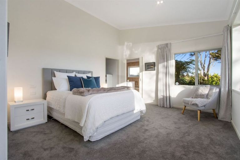 Photo of property in 21 Riverside Place, Katikati, 3129