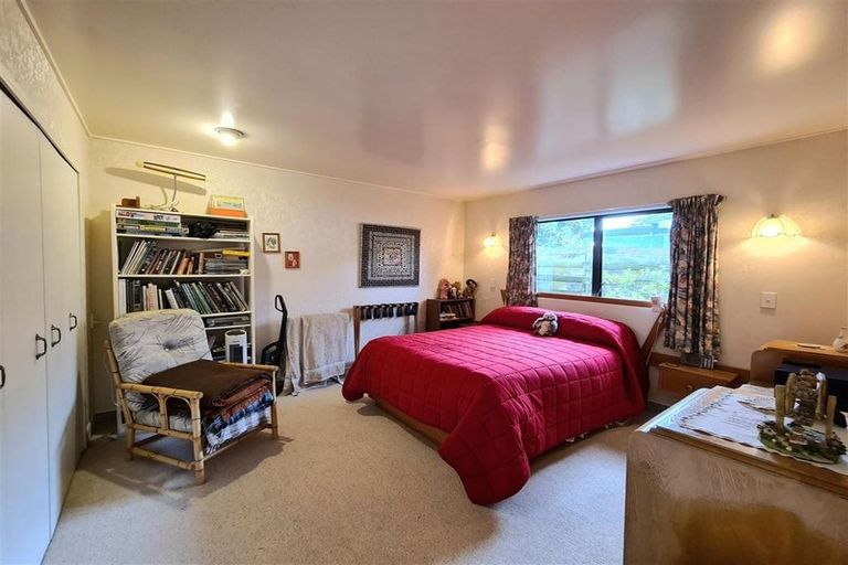 Photo of property in 100 Freyberg Avenue, Tamatea, Napier, 4112