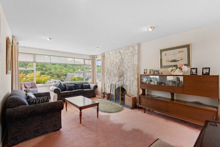 Photo of property in 1 Colquhoun Street, Glenross, Dunedin, 9011