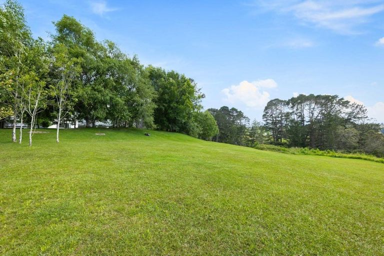 Photo of property in 16 Collings Drive, Lucas Heights, Albany, 0793