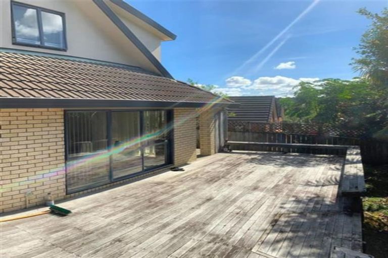 Photo of property in 323 Hill Road, The Gardens, Auckland, 2105