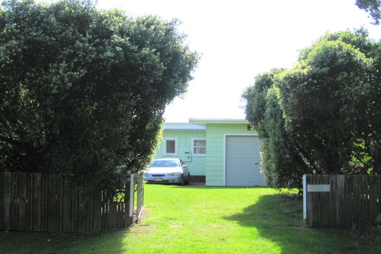 Photo of property in 39 Harsant Avenue, Hahei, Whitianga, 3591