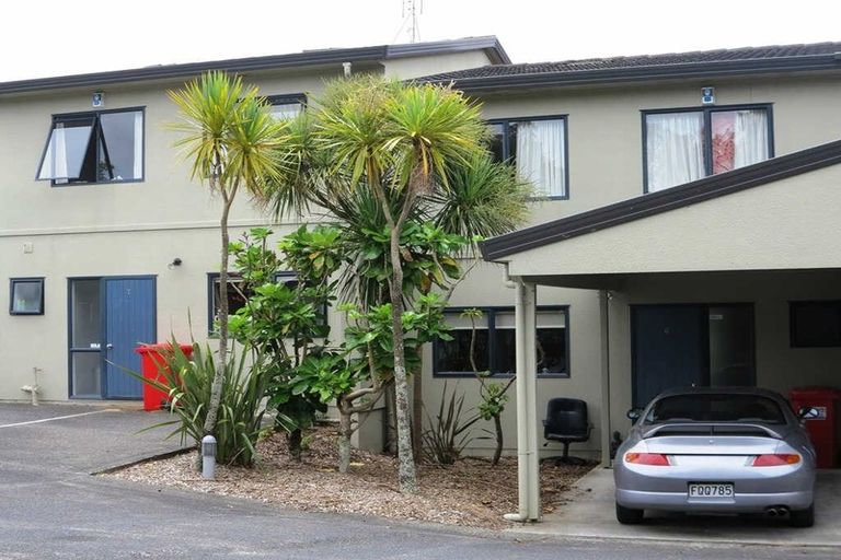 Photo of property in 6/548 Albany Highway, Albany, Auckland, 0632