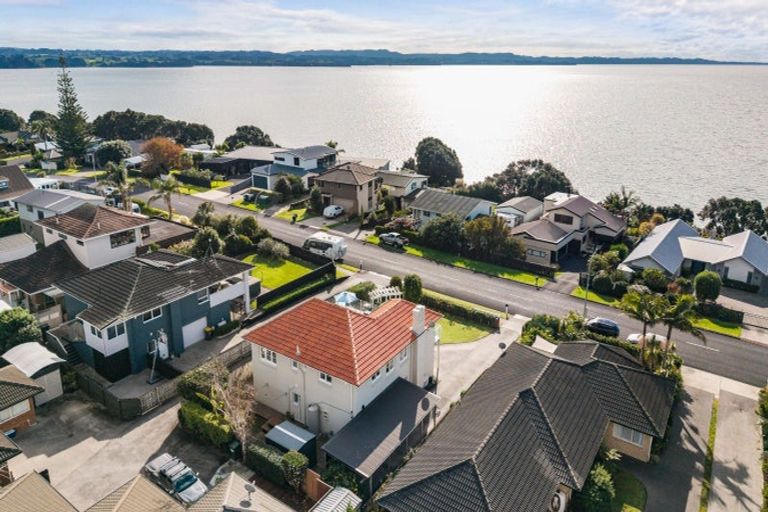 Photo of property in 48 Torkar Road, Clarks Beach, 2122