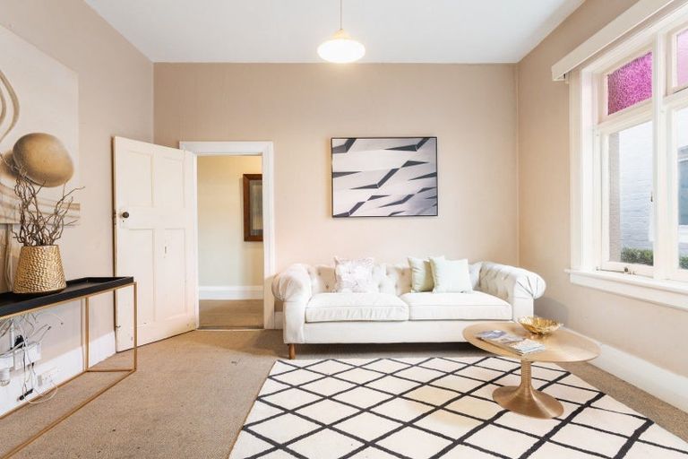 Photo of property in 10 Cashel Street, South Dunedin, Dunedin, 9012