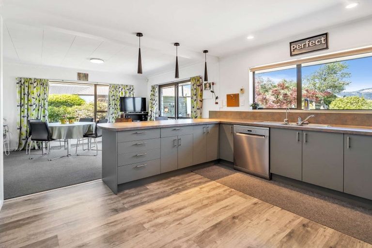 Photo of property in 128 Sparks Road, Hoon Hay, Christchurch, 8025