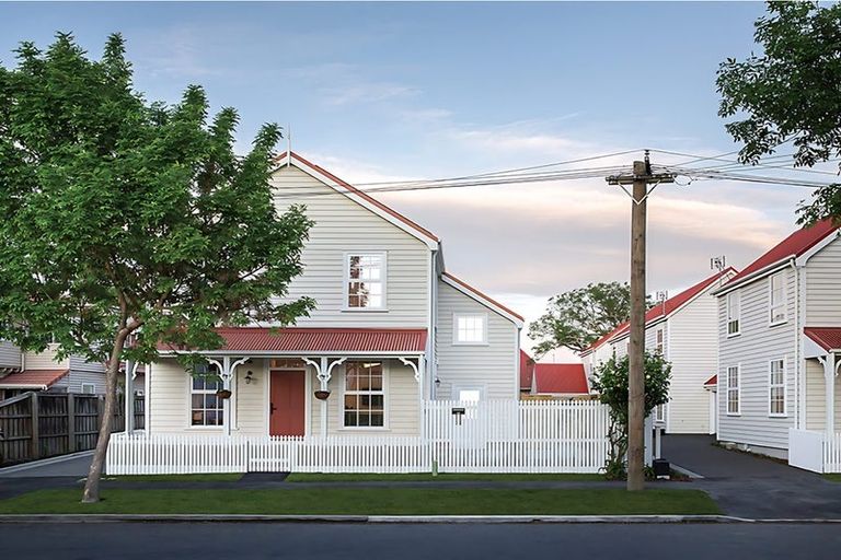 Photo of property in 30 Colwyn Street, Bryndwr, Christchurch, 8053