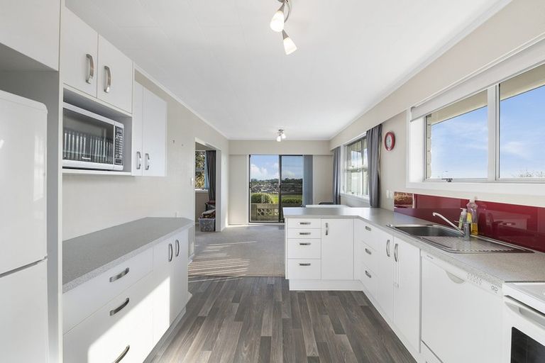 Photo of property in 29 Huia Street, Waikanae, 5036