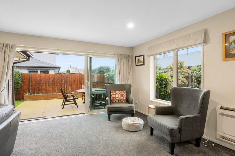 Photo of property in 16d Waitikiri Drive, Parklands, Christchurch, 8083