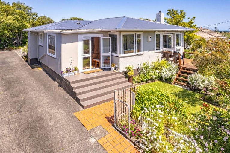 Photo of property in 7 East Way, Durie Hill, Whanganui, 4500