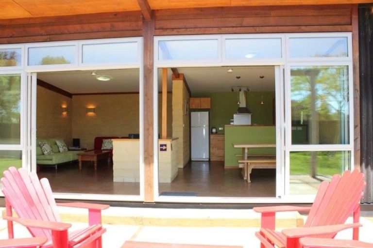 Photo of property in 12 Arapeta Place, Takaka, 7110