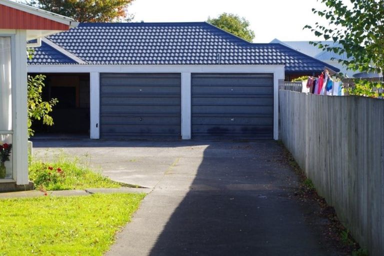 Photo of property in 2/9 Allard Street, Edgeware, Christchurch, 8013