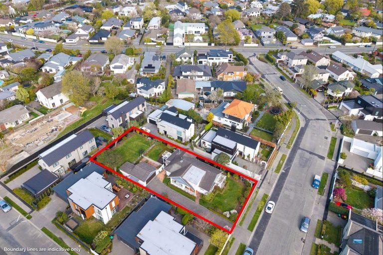 Photo of property in 20 Roa Road, Fendalton, Christchurch, 8041