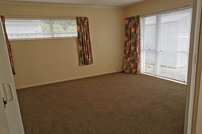 Photo of property in 17a Carlisle Street, Levin, 5510