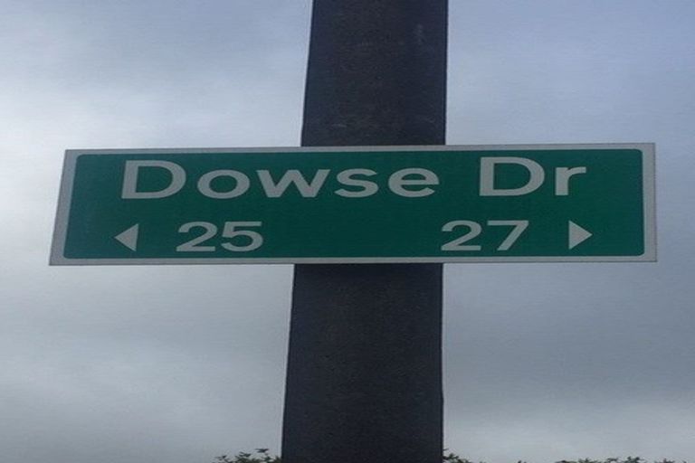 Photo of property in 2/4 Dowse Drive, Maungaraki, Lower Hutt, 5010